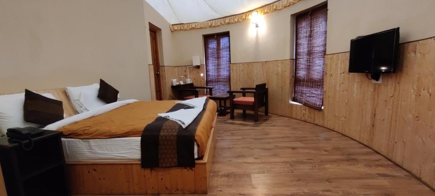 Mystique Meadows Earth Homes Hundar Esterno foto